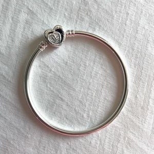 Pandora Bangle Entwined Infinite Hearts - BRAND NEW